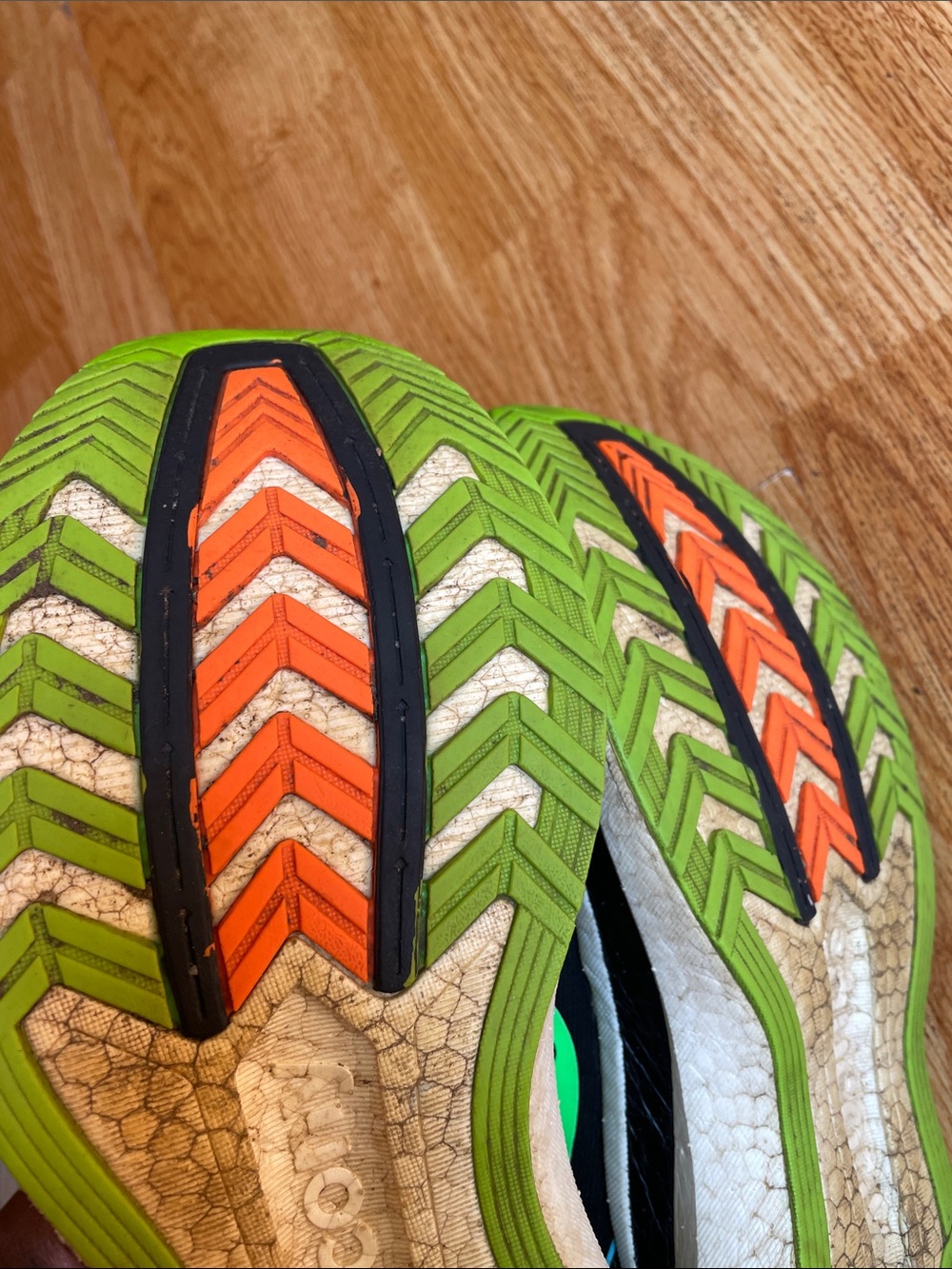 Saucony Endorphin Pro Men's Running Shoes - Black with Orange & Neon Green - Picture 7 of 8